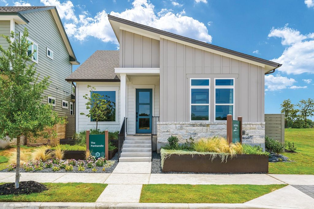 129 Breda Ave, Bastrop, TX 78602