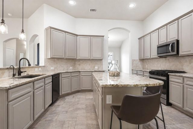 31322 Little Garden Court, Hockley, TX 77447