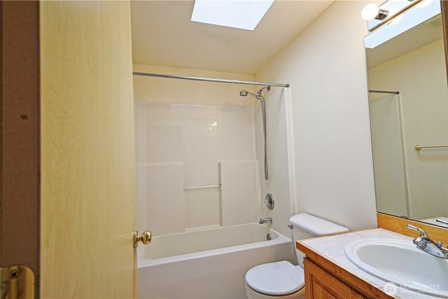 4006 NE 18th Street, Renton, WA 98056
