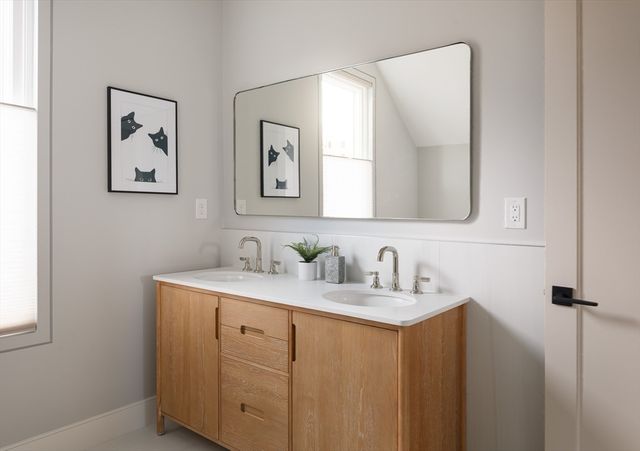 17 Smith Place, Cambridge, MA 02138