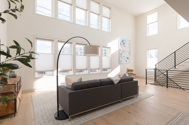 17 Smith Place, Cambridge, MA 02138