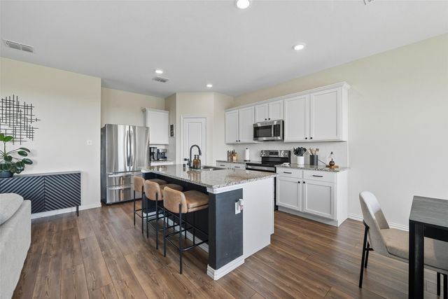 6940 Waterloo Lane, Fort Worth, TX 76179