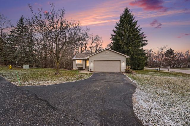 2701 Springview Road Nw, City Of Walker, MI 49534