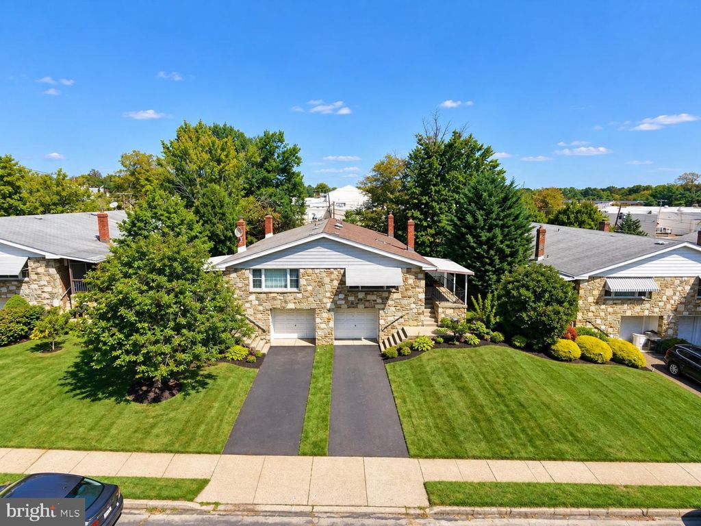 126 OAKLAND AVE #, LANSDALE, PA 19446 — photo 2