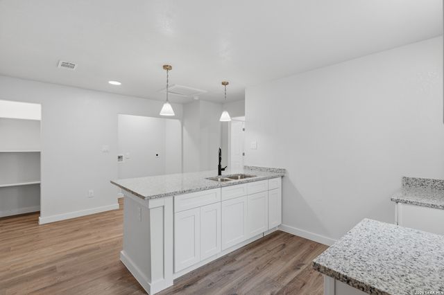 2913 Tampico, San Antonio, TX 78207