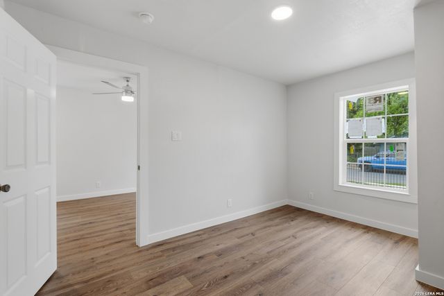 2913 Tampico, San Antonio, TX 78207