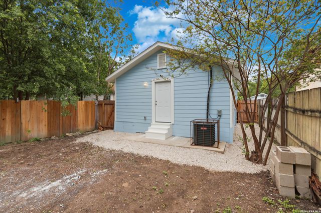 2913 Tampico, San Antonio, TX 78207