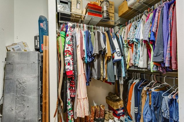 4880 WHITEHEAD Road, Midlothian, TX 76065