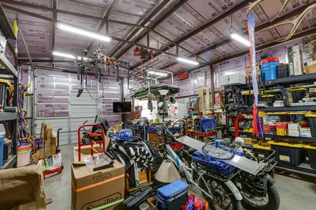 4880 WHITEHEAD Road, Midlothian, TX 76065