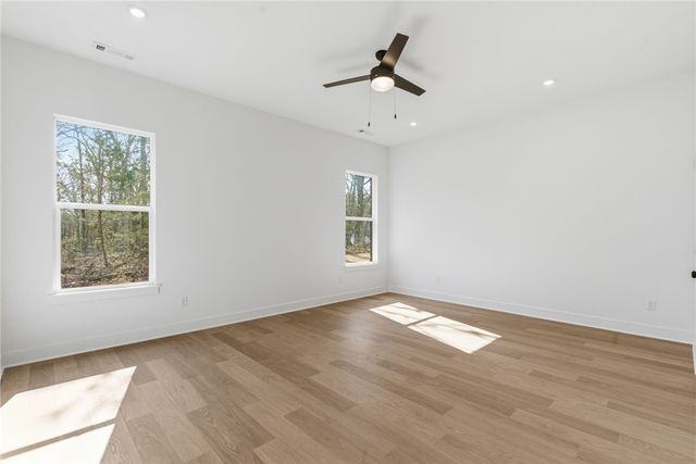 1834 E Fiji Street, Fayetteville, AR 72701