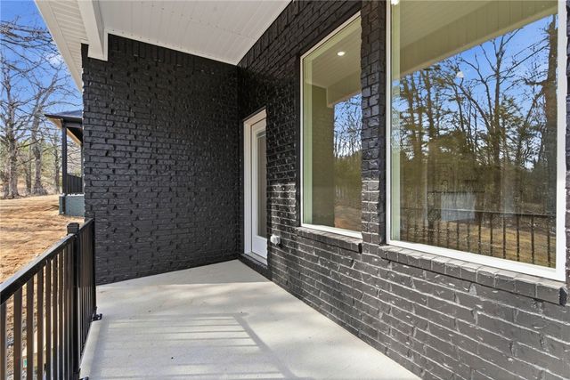 1834 E Fiji Street, Fayetteville, AR 72701