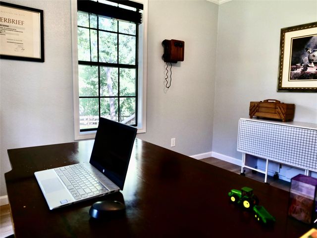 17 Oakhollow, Palacios, TX 77465