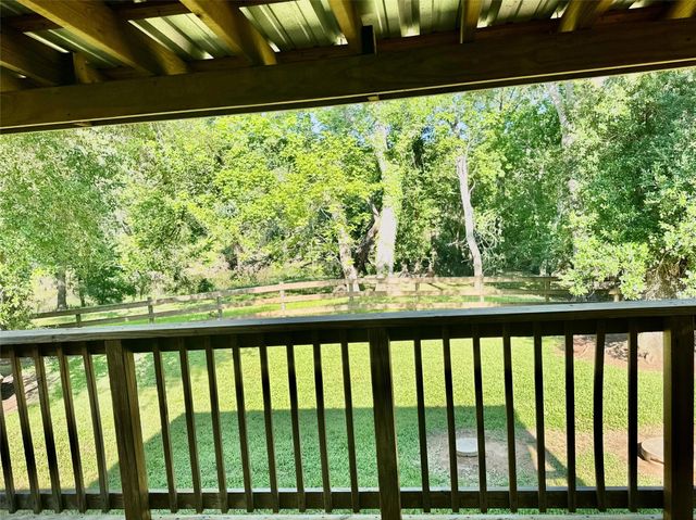 17 Oakhollow, Palacios, TX 77465