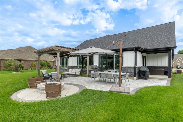 2026 Lariat Court, Dayton, OH 45458