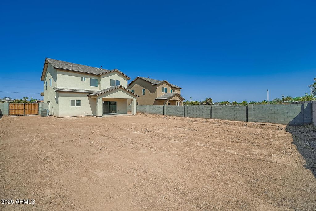 5519 S 11TH Avenue, Phoenix, AZ 85041 — photo 2