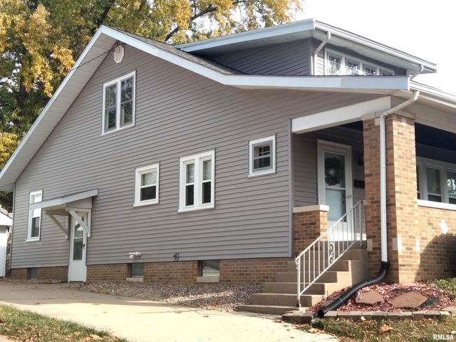 803 W MEADOWS Place, Peoria, IL 61604