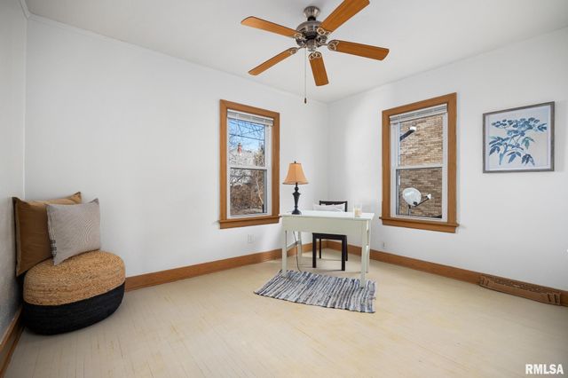 803 W MEADOWS Place, Peoria, IL 61604