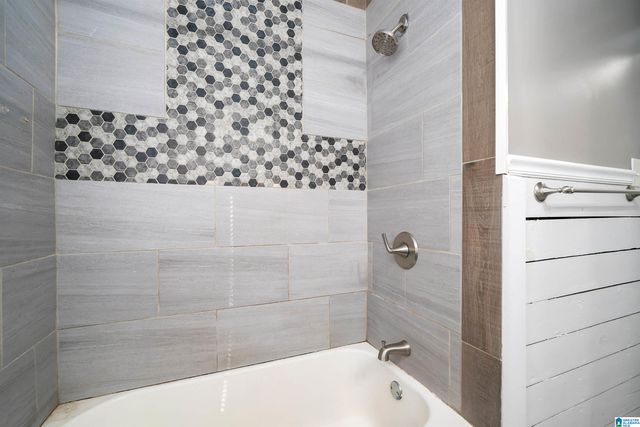 1525 4TH COURT W, Birmingham, AL 35208