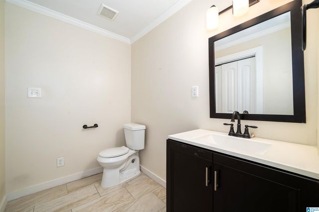 1525 4TH COURT W, Birmingham, AL 35208