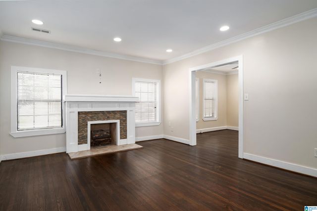 1525 4TH COURT W, Birmingham, AL 35208