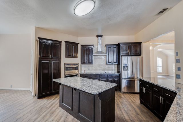 7220 Cloverleaf Drive, Plano, TX 75074