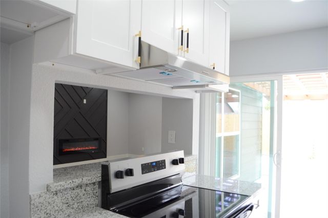 10260 Bridgeland Lane, Houston, TX 77041