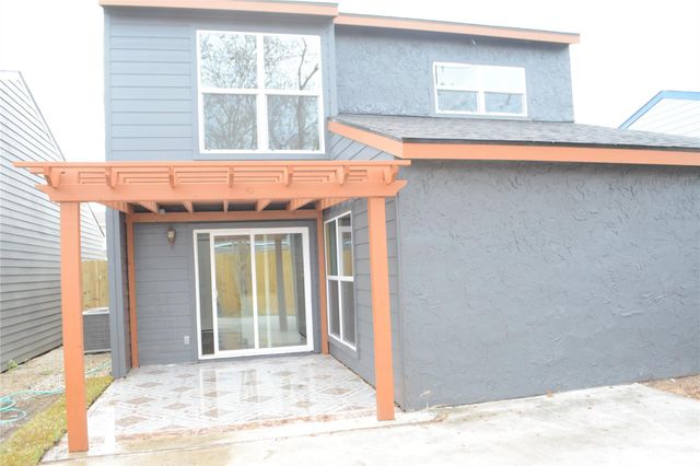 10260 Bridgeland Lane, Houston, TX 77041