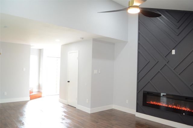 10260 Bridgeland Lane, Houston, TX 77041