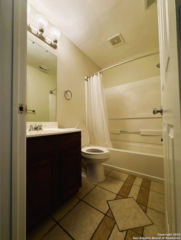 5111 Stormy Dawn, San Antonio, TX 78247