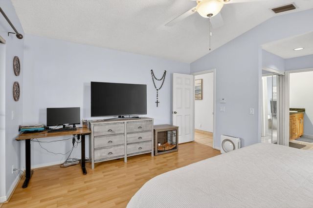 495 Carrington Lane, Weston, FL 33326