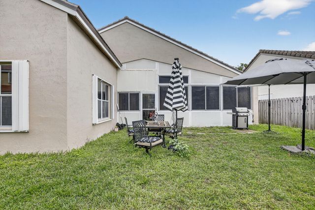 495 Carrington Lane, Weston, FL 33326