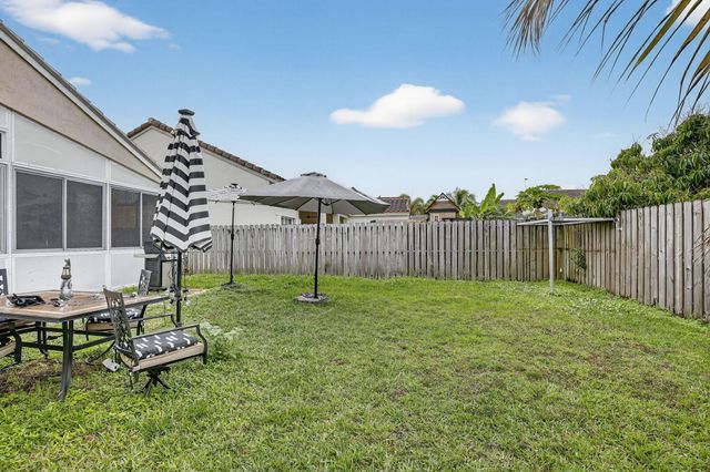 495 Carrington Lane, Weston, FL 33326