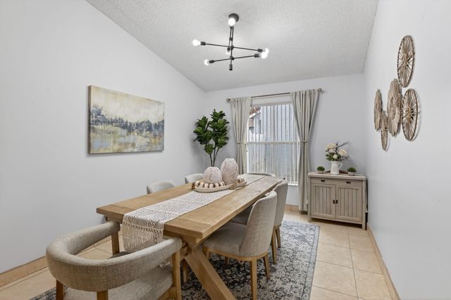 495 Carrington Lane, Weston, FL 33326