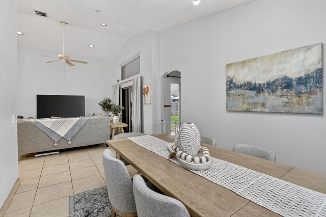 495 Carrington Lane, Weston, FL 33326