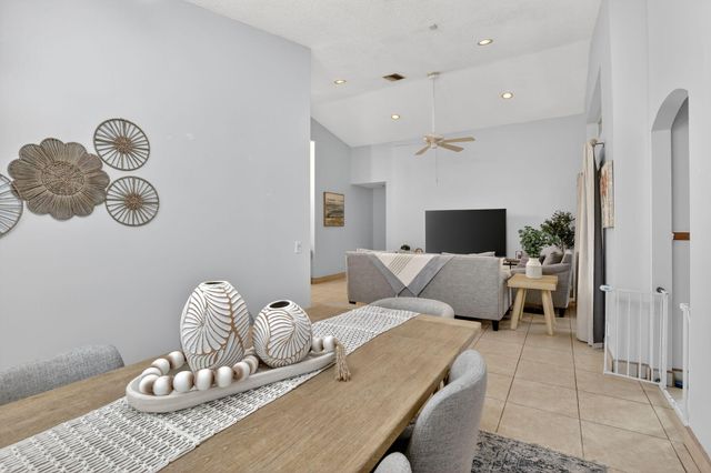 495 Carrington Lane, Weston, FL 33326