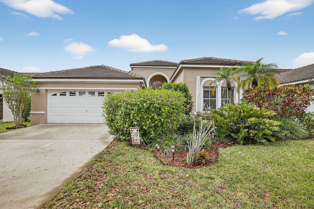 495 Carrington Lane, Weston, FL 33326