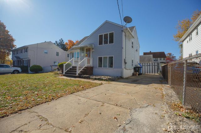 373 Hyatt Street, Avenel, NJ 07001