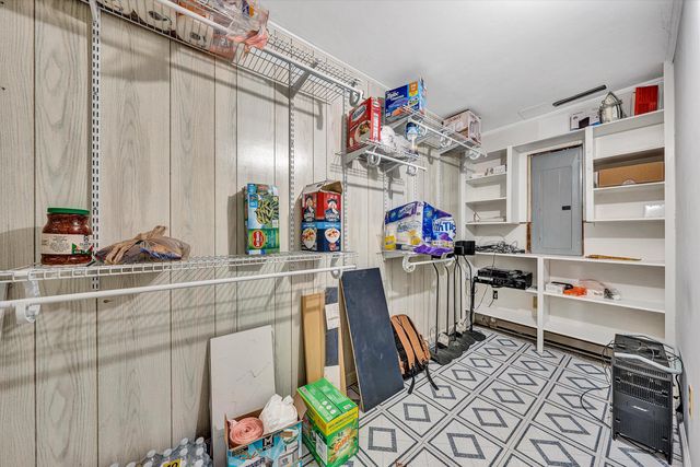 3387 Kelly LN, Roanoke, VA 24018