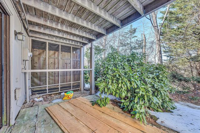 3387 Kelly LN, Roanoke, VA 24018