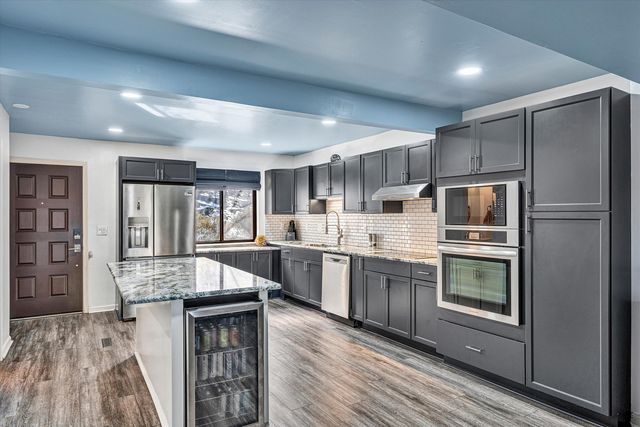 3387 Kelly LN, Roanoke, VA 24018