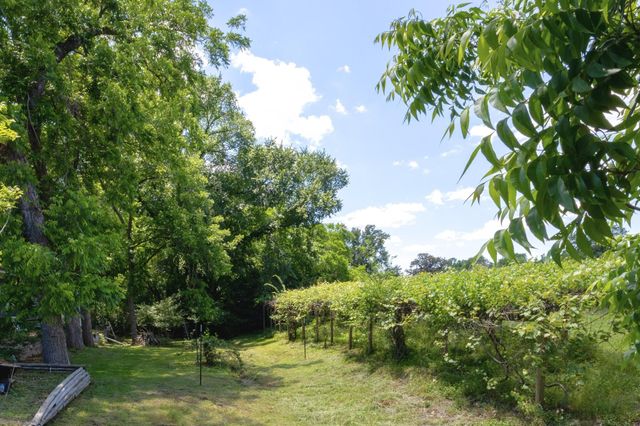 749 S Cass, Centerville, TX 75833