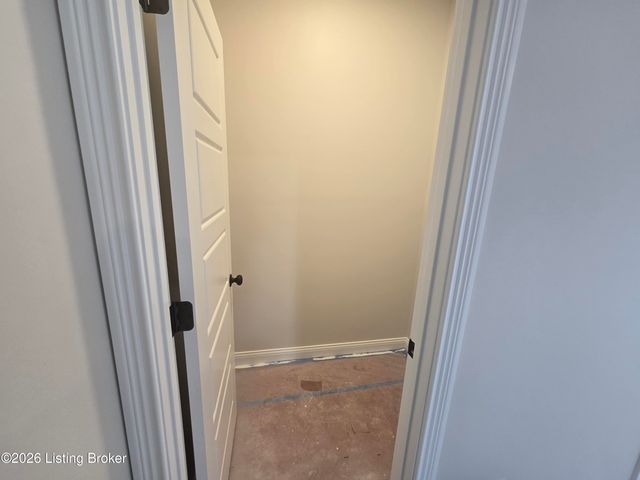 481 Peterson Dr, Taylorsville, KY 40071