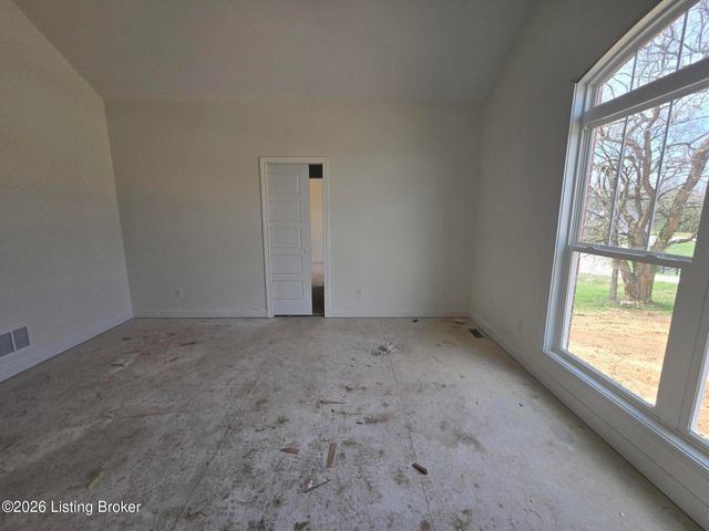 481 Peterson Dr, Taylorsville, KY 40071