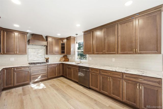 6134 N Beckwourth Court, Parker, CO 80134