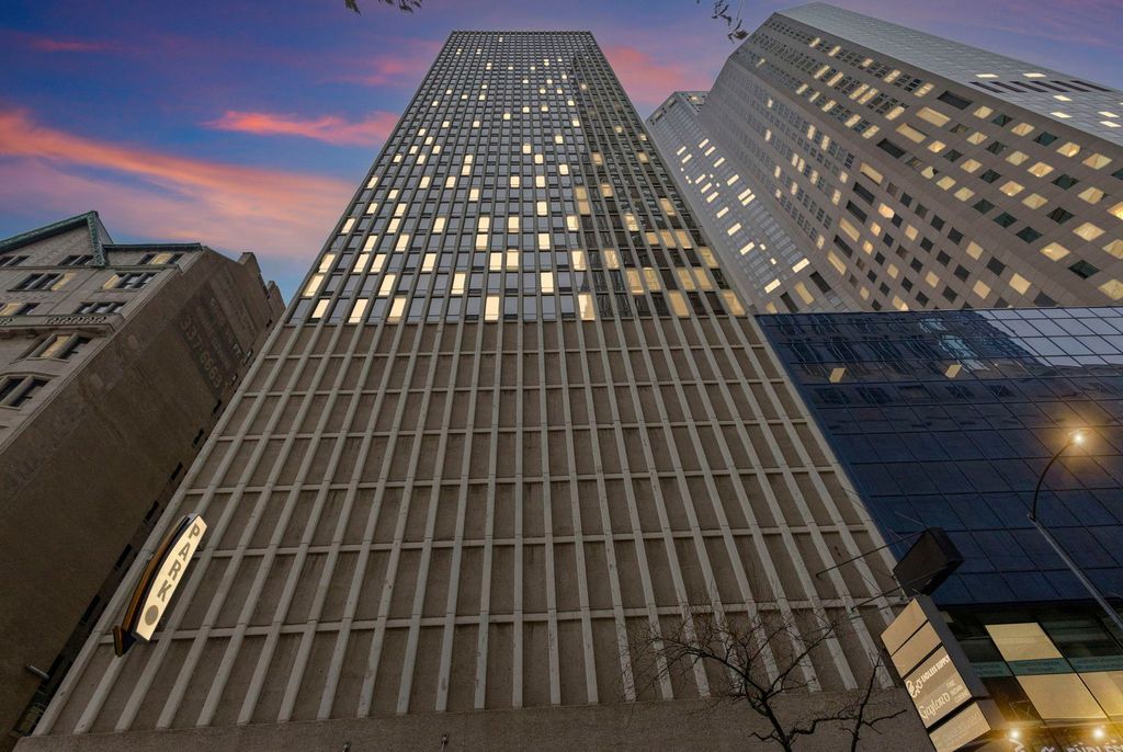 100 E Walton Street 14D, Chicago, IL 60611