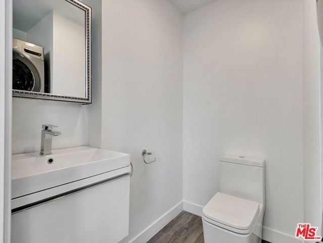 600 S La Brea Avenue 3, Los Angeles, CA 90036