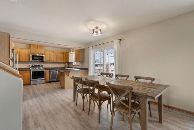 215 Maries WAY, Random Lake, WI 53075