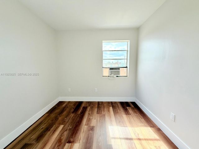 4801 NW 33rd Ave 3, Miami, FL 33142