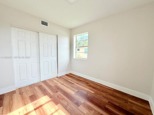 4801 NW 33rd Ave 3, Miami, FL 33142