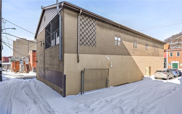 817 Main St, Sharpsburg, PA 15215